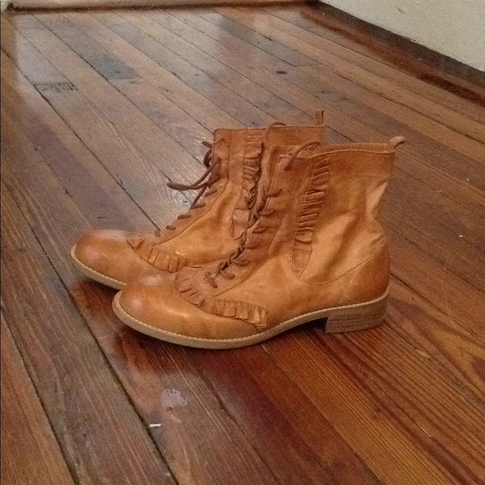 Miss Albright anthropologie ankle boot size 6